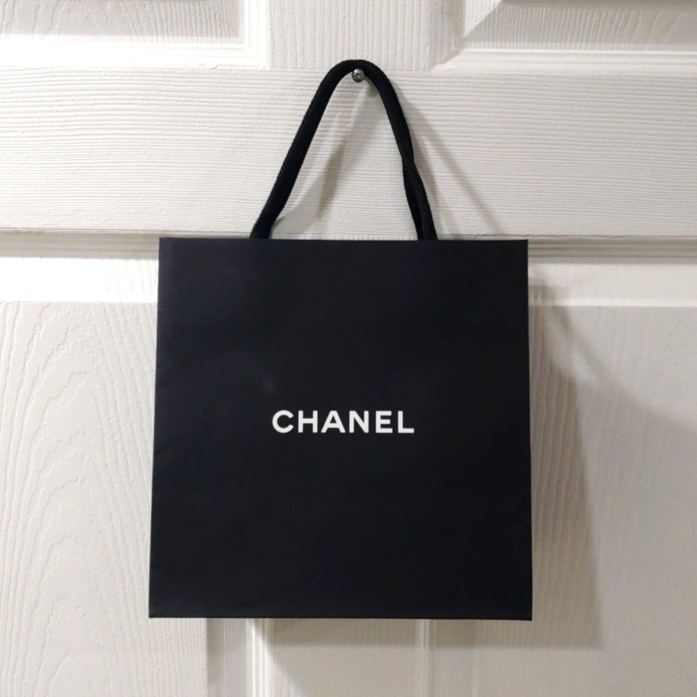 CHANEL Black & White Paper Small Gift Shopping Bag, Luxury Sized 8.25x 8.25x5-in